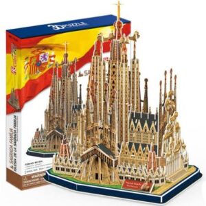 Puzzle 3D Sagrada Família Cubic Fun, modèle architectural composé de 194 pièces