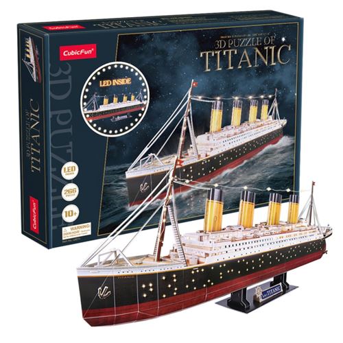 Puzzle Titanic LED 3D Cubic Fun présenté comme une maquette lumineuse du paquebot